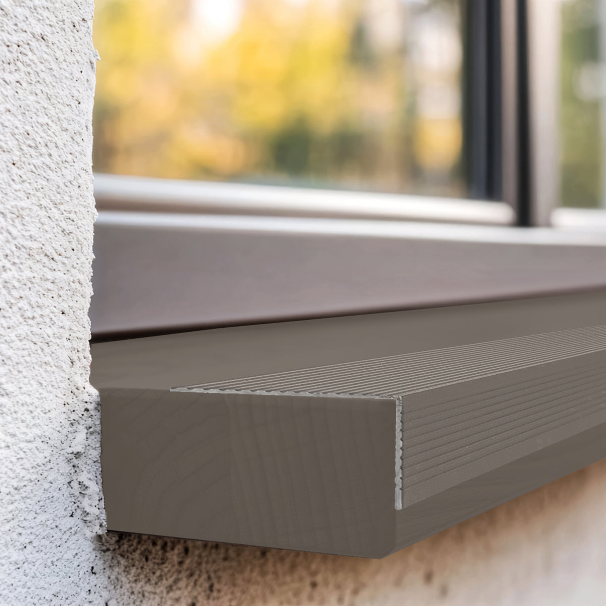 Commercial Aluminum Sill Nosing Satin Nickel / 2-3/4 in. x 1-1/2 in. x 36 in. In Use